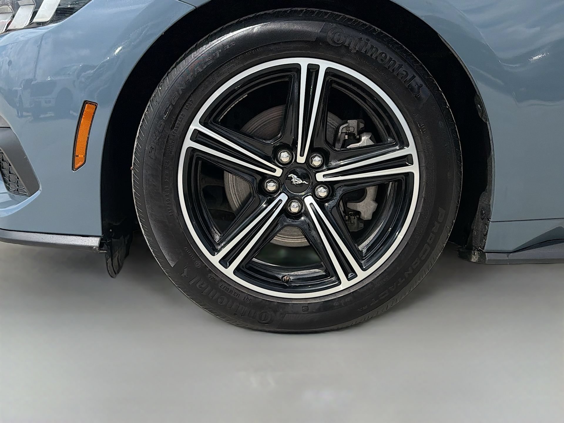 Certified 2025 Ford Mustang Coupe RWD image 29