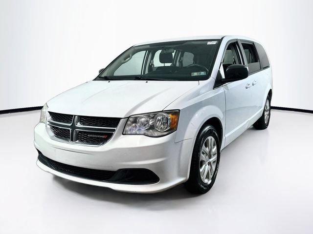 Used 2018 Dodge Grand Caravan SE FWD image 3