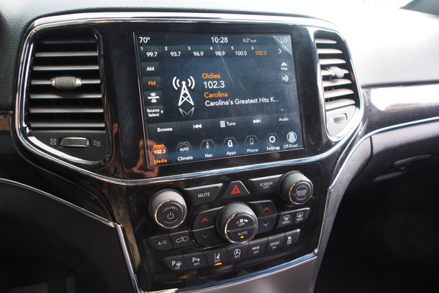 Used 2019 Jeep Grand Cherokee Trailhawk image 25