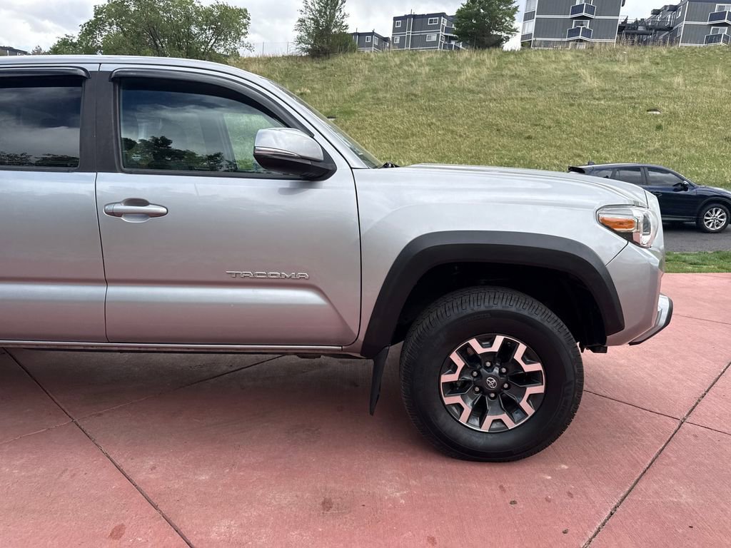 Used 2021 Toyota Tacoma TRD Off-Road w/ Technology Package AWD/4WD image 46