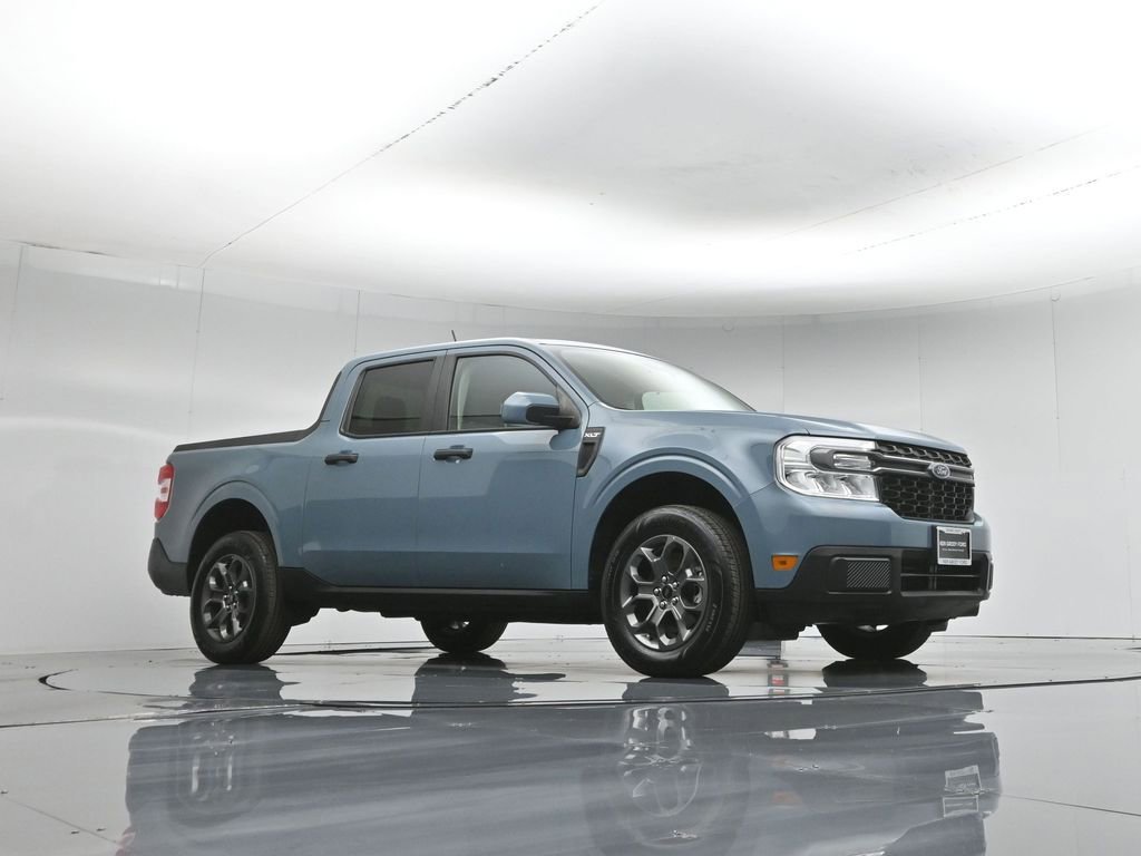 Certified 2022 Ford Maverick XLT w/ XLT Luxury Package image 4