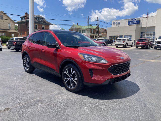 Certified 2022 Ford Escape SE w/ SE Sport Appearance Package AWD/4WD image 10