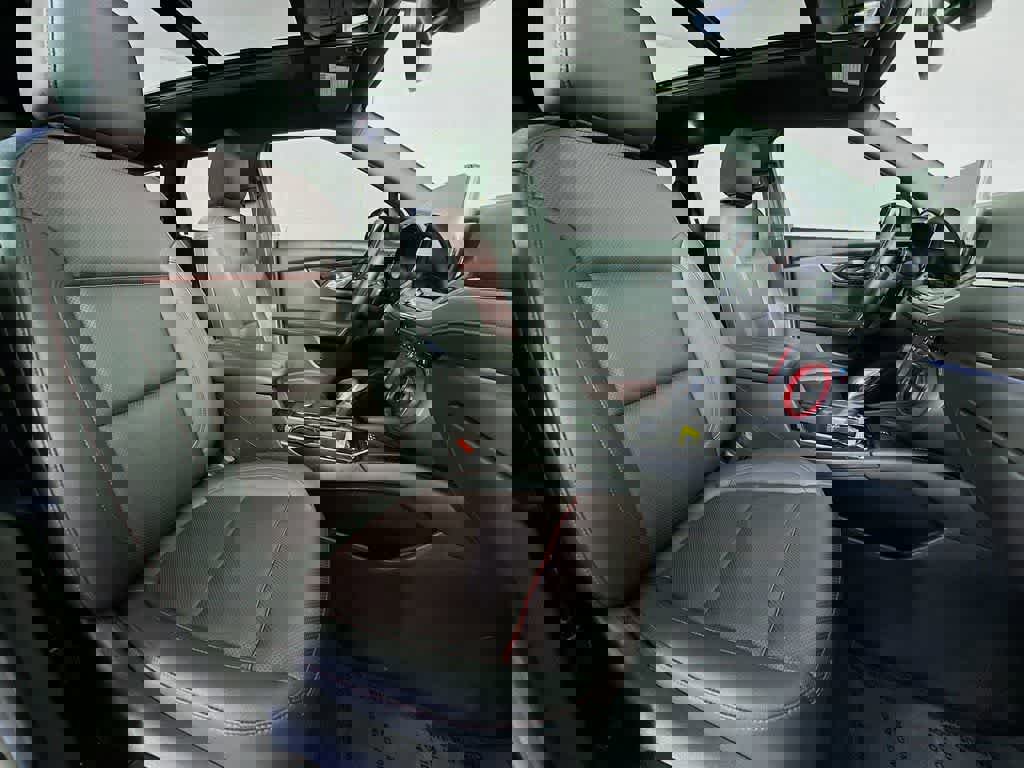 Used 2023 Chevrolet Blazer RS w/ Enhanced Convenience Package image 18