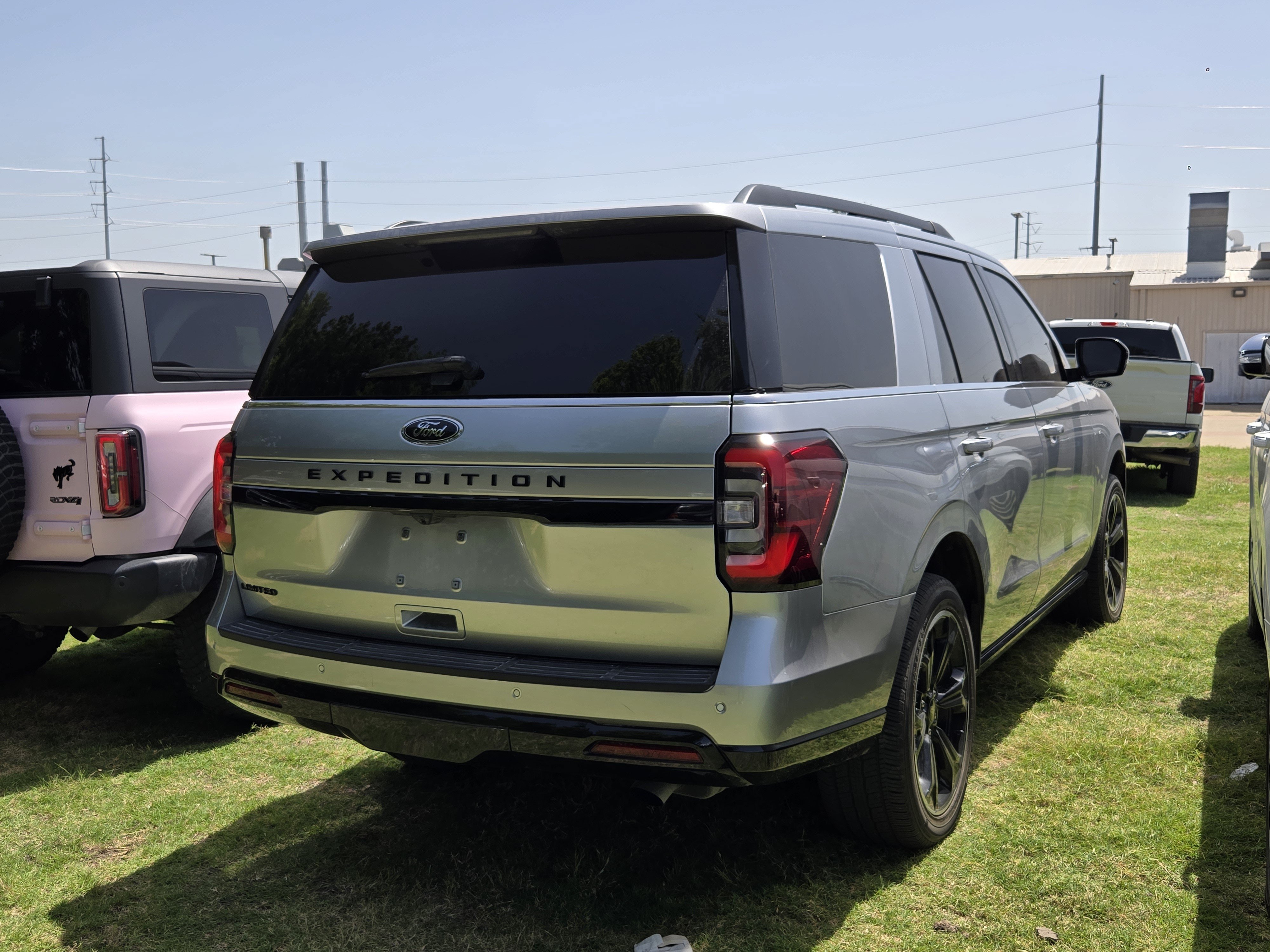 Certified 2024 Ford Expedition Limited RWD image 6