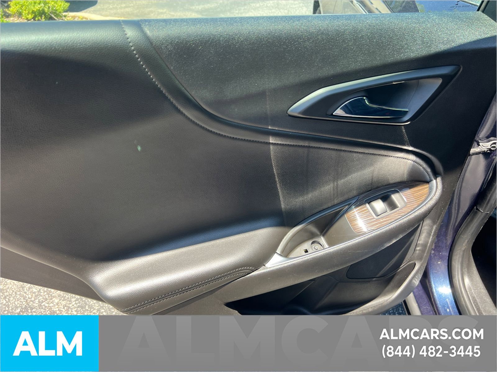 Used 2017 Chevrolet Malibu Premier w/ Premier Sun and Wheel Package FWD image 26