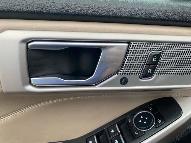 Certified 2023 Ford Explorer Limited AWD/4WD image 14