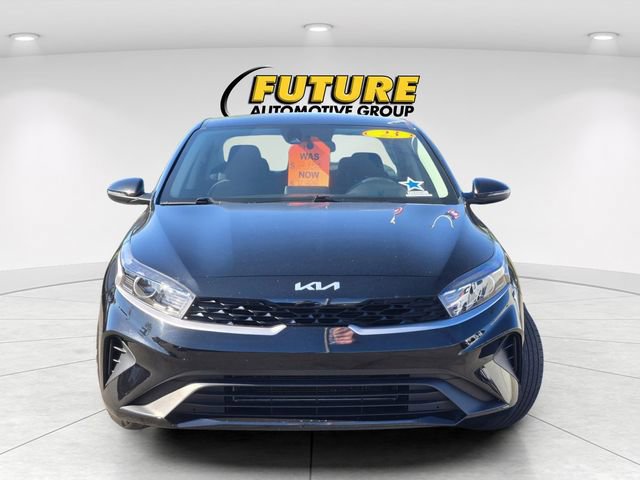 Used 2023 Kia Forte LXS w/ LXS Technology Package FWD image 8