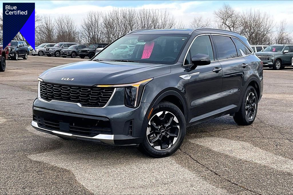 Used 2024 Kia Sorento S