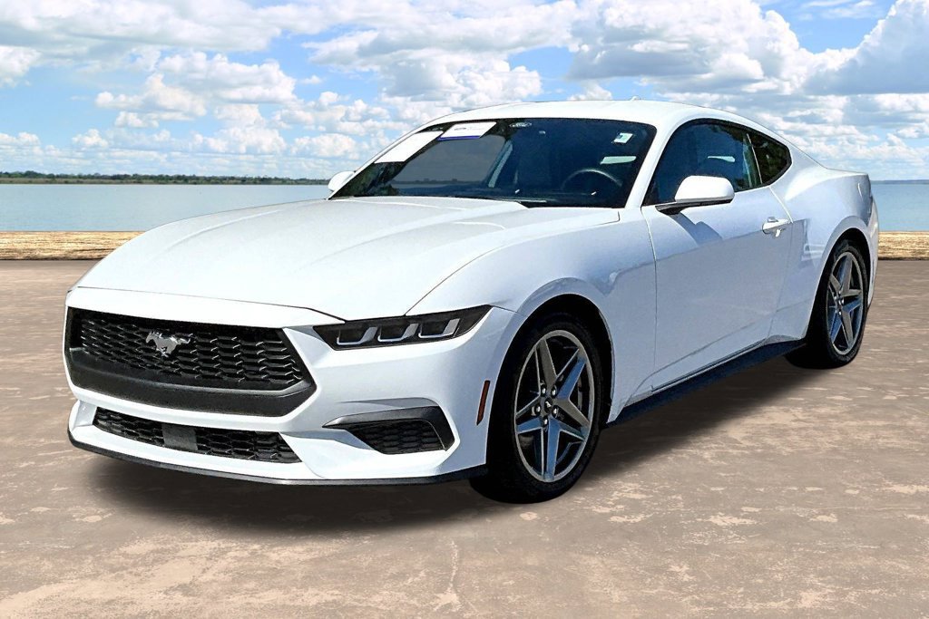 Certified 2024 Ford Mustang Coupe RWD image 4
