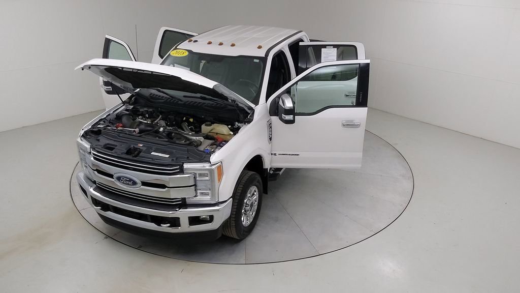 Certified 2018 Ford F250 Lariat w/ Chrome Package image 47