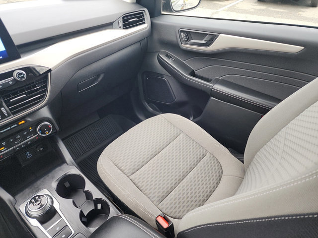 Certified 2022 Ford Escape SE w/ Convenience Package image 16