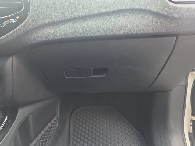Used 2019 Jeep Compass Latitude AWD/4WD image 18