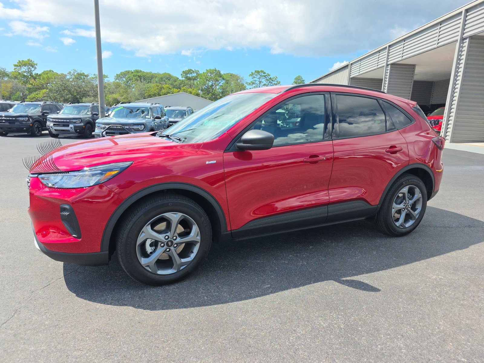 Certified 2025 Ford Escape ST-Line w/ Equipment Group 301A FWD image 8