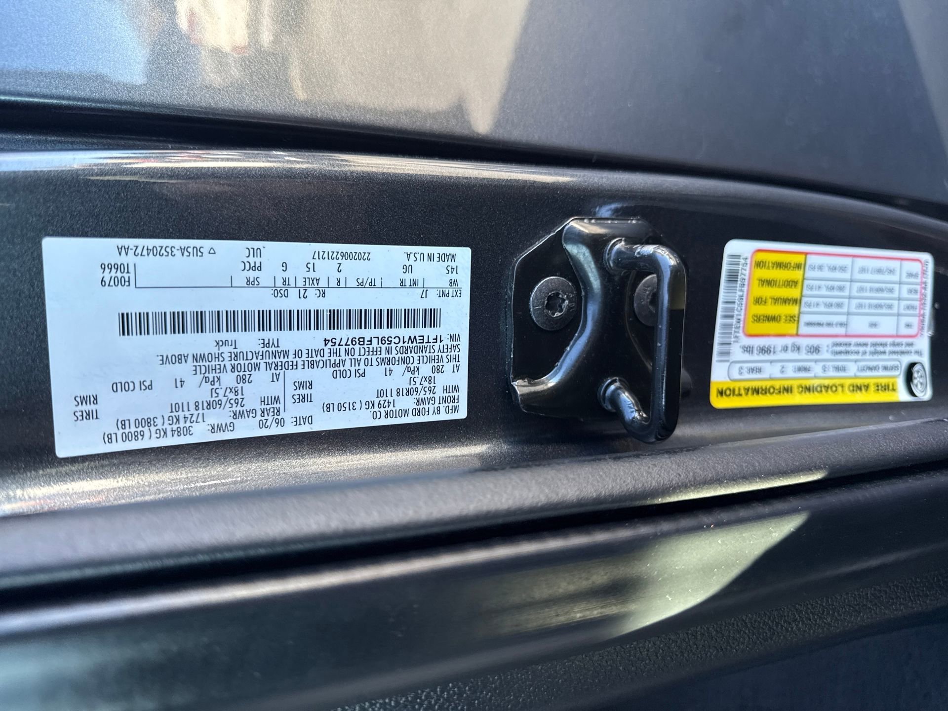 Certified 2020 Ford F150 XLT w/ Equipment Group 302A Luxury image 31