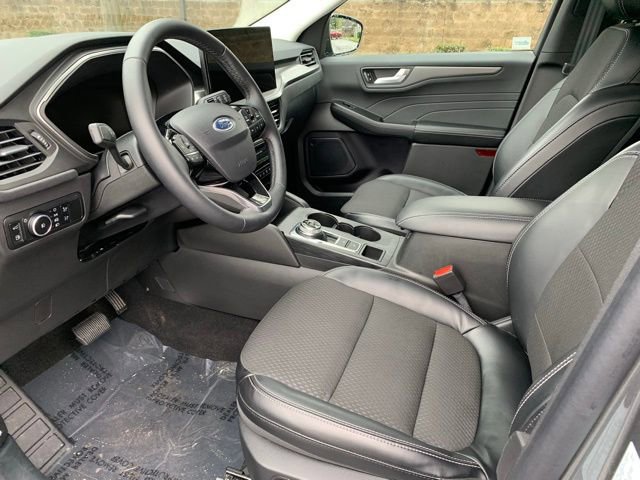 Certified 2024 Ford Escape Base image 13