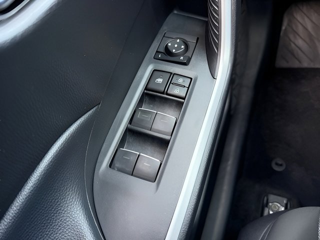 Used 2023 Toyota RAV4 XLE AWD/4WD image 19