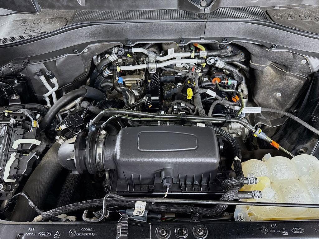 Certified 2023 Ford Explorer XLT w/ Equipment Group 202A image 31