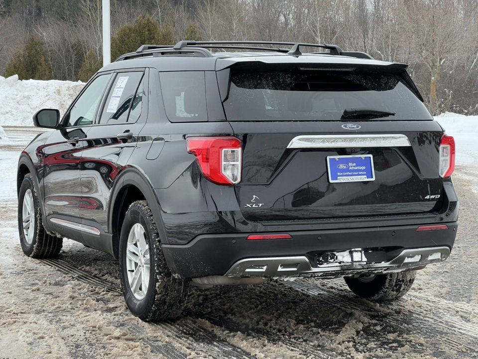 Certified 2022 Ford Explorer XLT w/ Equipment Group 202A image 4