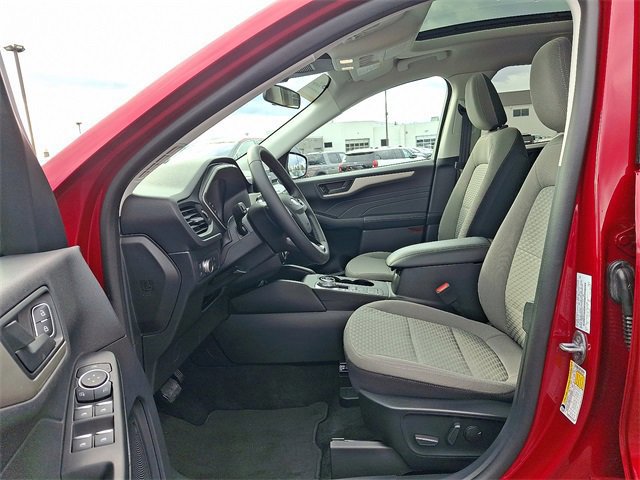 Certified 2022 Ford Escape SE w/ SE Sport Appearance Package image 13