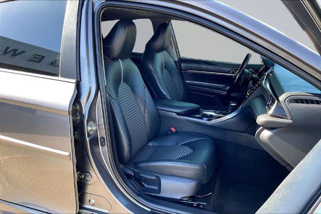 Used 2019 Toyota Camry SE FWD image 7