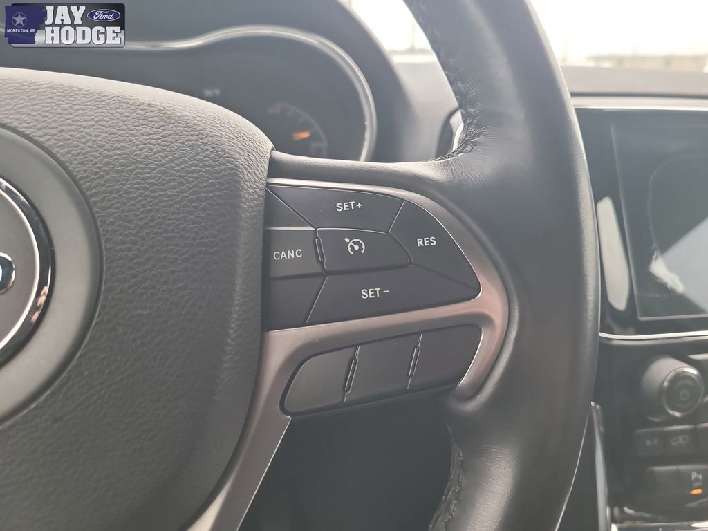 Used 2019 Jeep Grand Cherokee Limited image 17