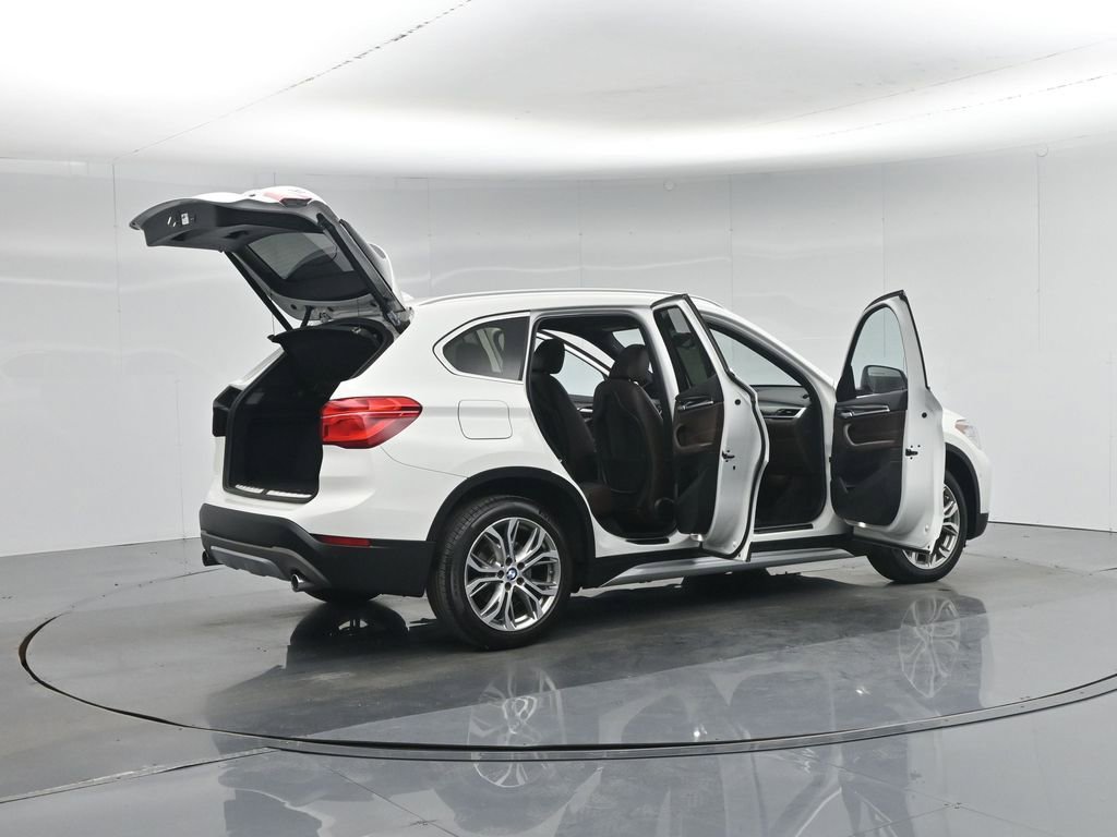 Used 2017 BMW X1 xDrive28i image 6