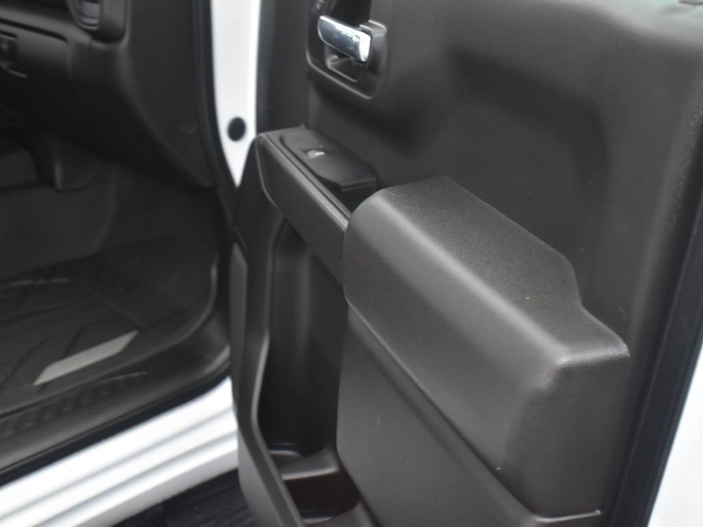 Used 2021 Chevrolet Silverado 1500 Custom image 14