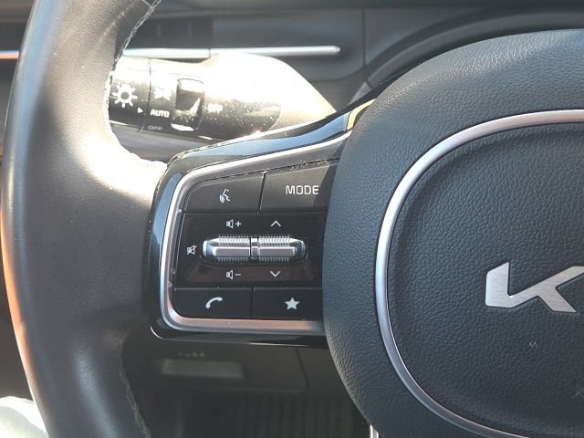 Used 2024 Kia Carnival SX FWD image 40