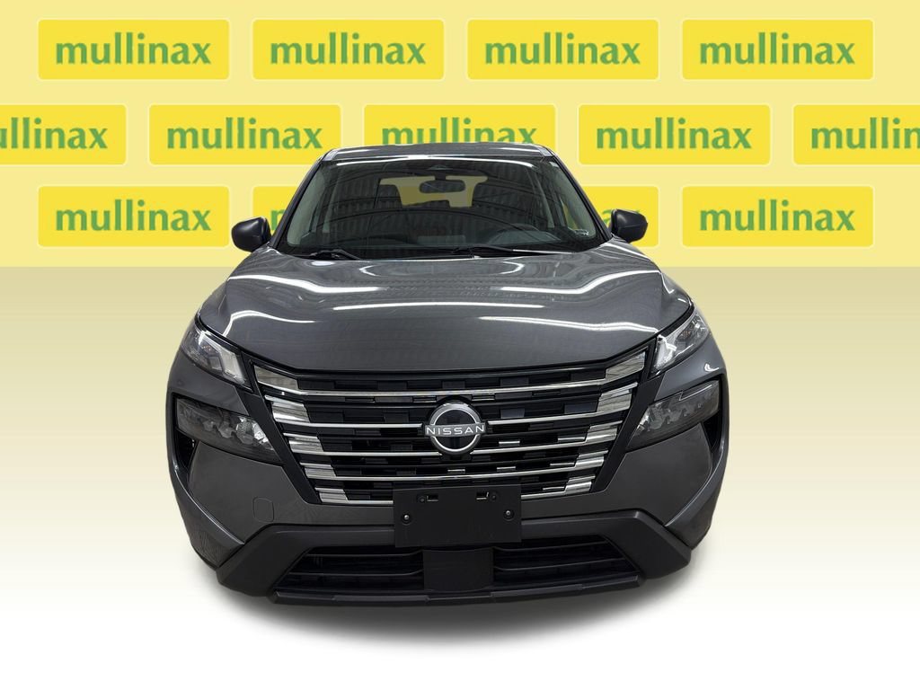 Used 2024 Nissan Rogue S FWD image 16