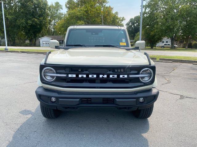 Certified 2025 Ford Bronco Outer Banks AWD/4WD image 2