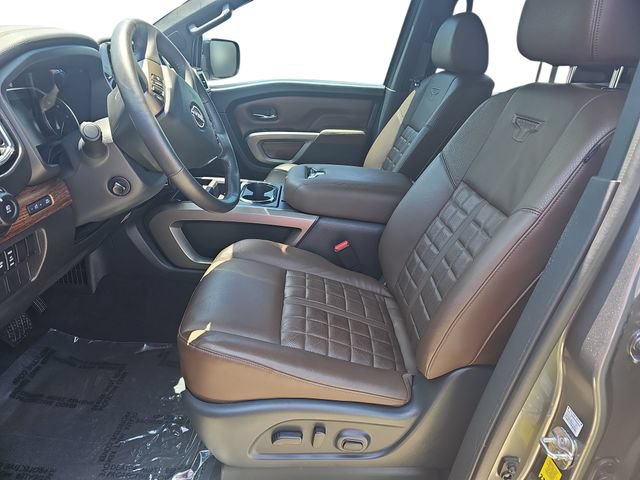 Used 2024 Nissan Titan Platinum Reserve w/ Moonroof Package AWD/4WD image 9