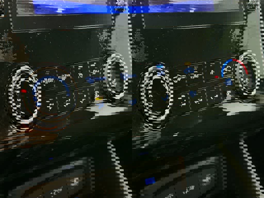 Used 2023 Hyundai Tucson SE image 20