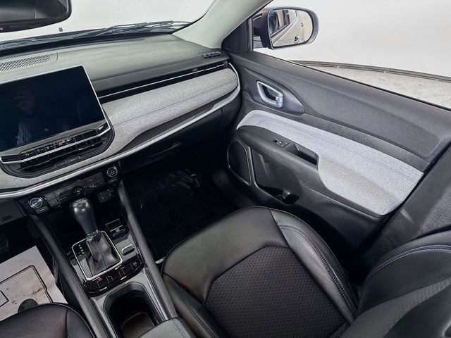 Used 2022 Jeep Compass Latitude w/ Convenience Group image 22