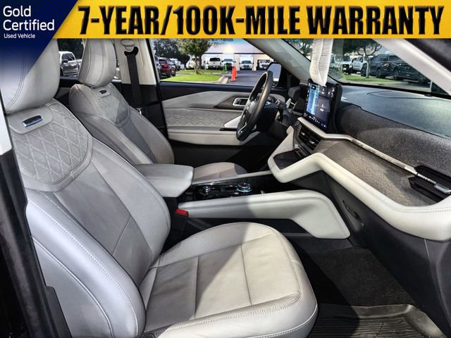 Certified 2025 Ford Explorer Platinum w/ Ultimate Package image 36