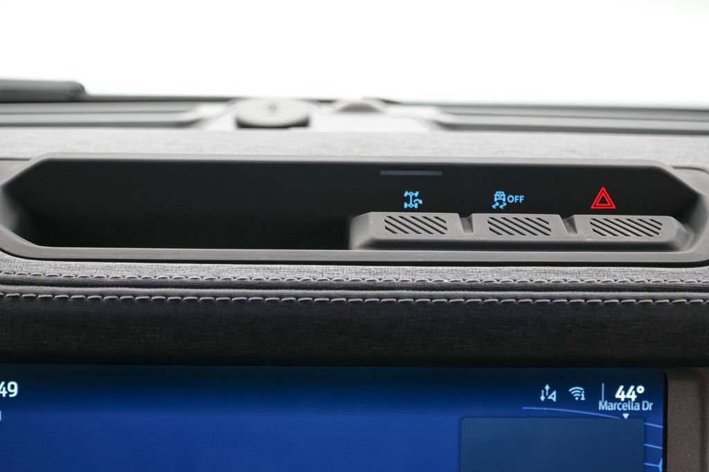 Certified 2025 Ford Bronco Outer Banks image 18