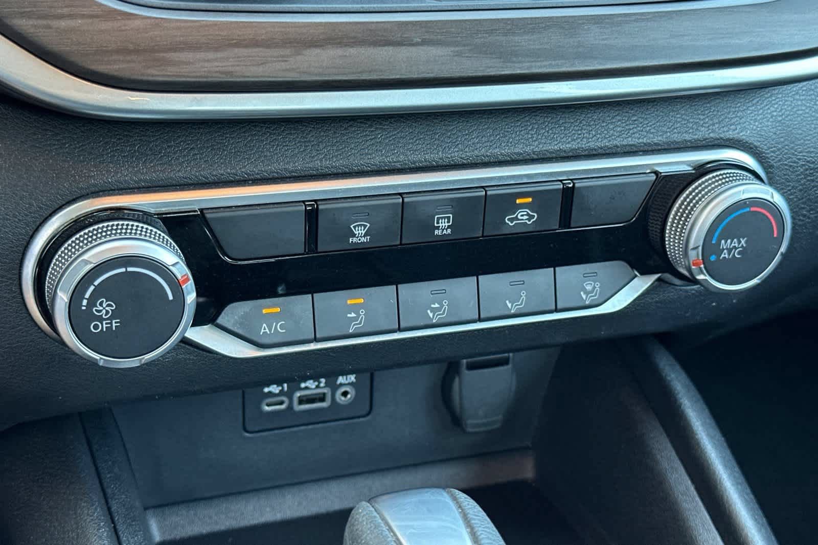 Used 2025 Nissan Altima 2.5 SV FWD image 19