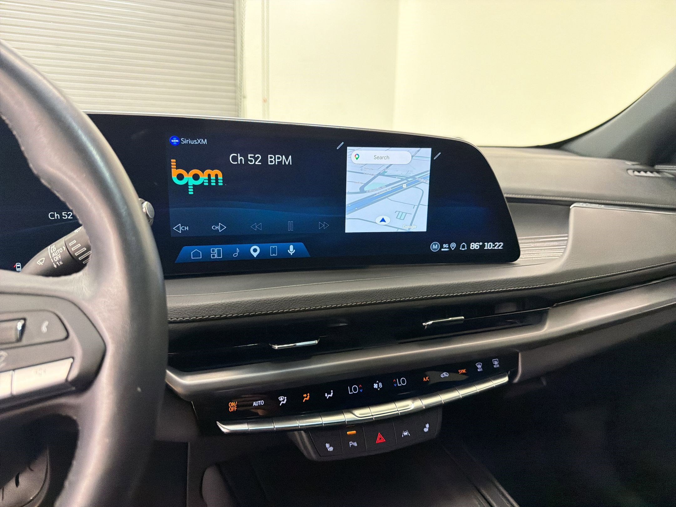 Used 2024 Cadillac XT4 Premium Luxury w/ Cold Weather Package FWD image 24