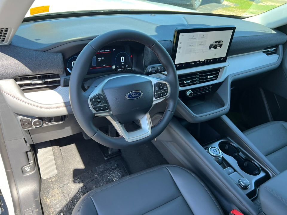 Certified 2024 Ford Explorer XLT w/ Equipment Group 202A AWD/4WD image 16
