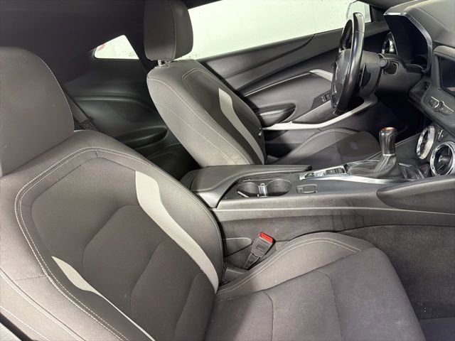 Used 2021 Chevrolet Camaro LT image 16