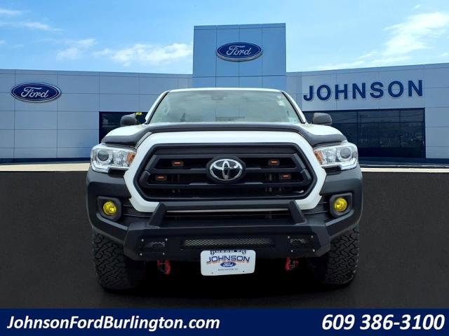 Used 2022 Toyota Tacoma SR AWD/4WD image 8