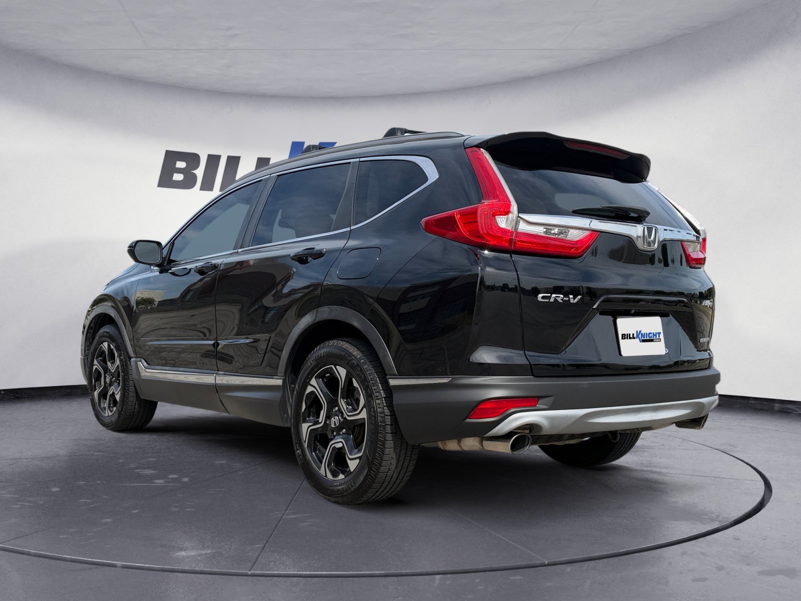 Used 2017 Honda CR-V Touring image 3