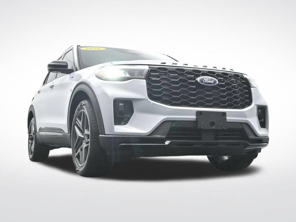 Certified 2026 Ford Explorer ST-Line w/ ST-Line Street Pack RWD image 33