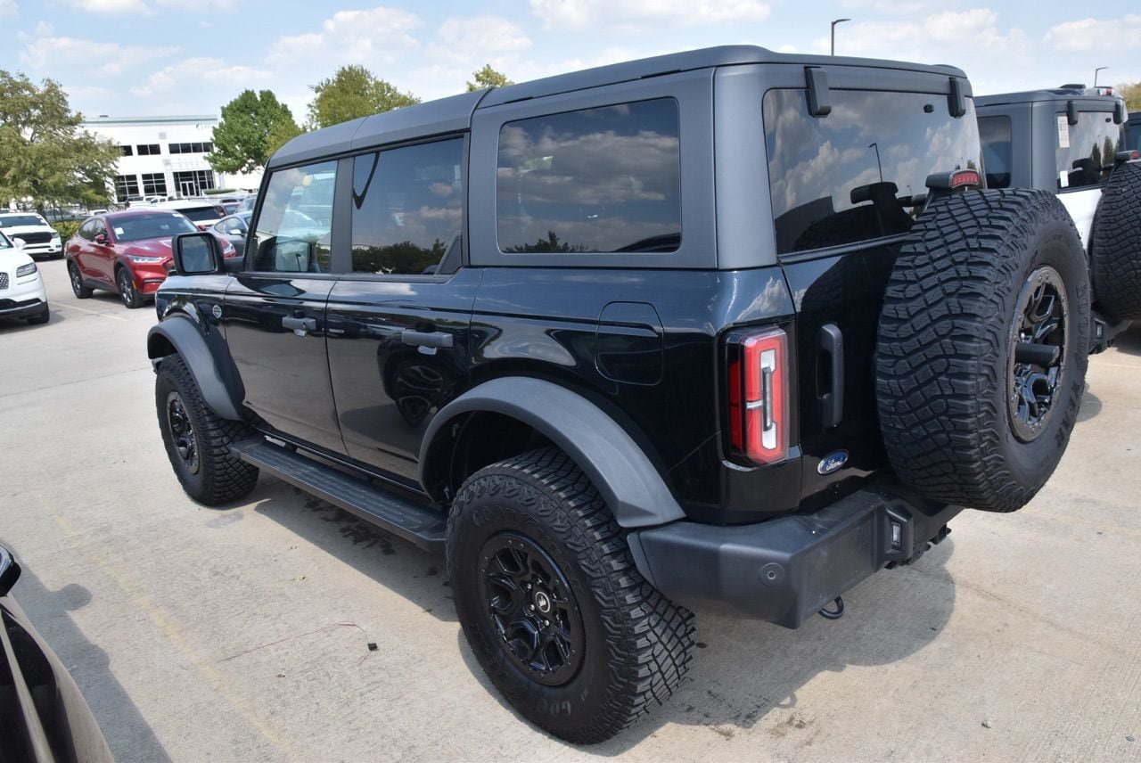 Certified 2024 Ford Bronco Wildtrak AWD/4WD image 7