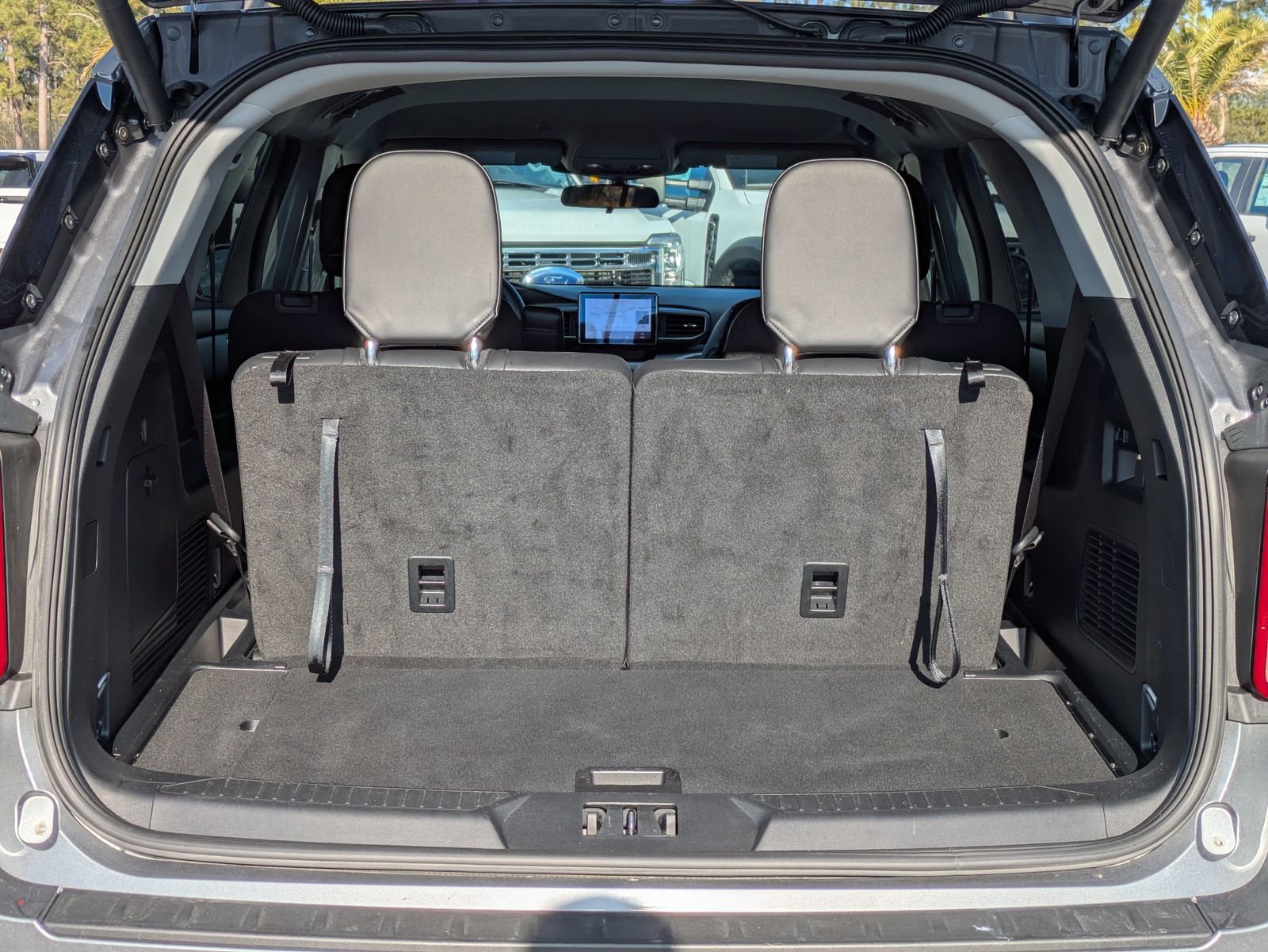 Certified 2023 Ford Explorer XLT w/ Equipment Group 202A image 12