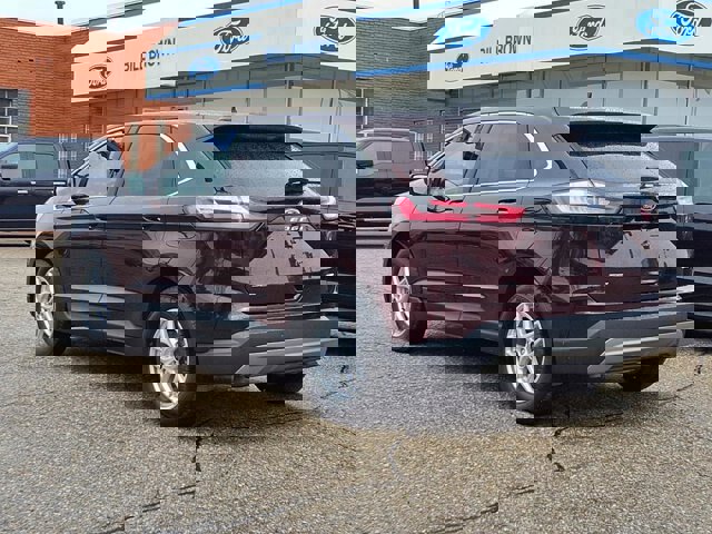 Certified 2024 Ford Edge SEL w/ Convenience Package image 3