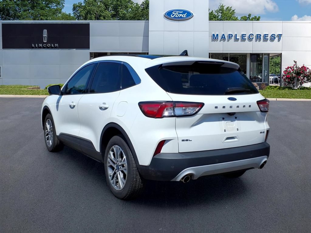 Certified 2022 Ford Escape SEL AWD/4WD image 3