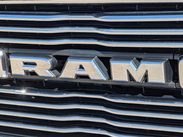 Used 2023 RAM 2500 Laramie AWD/4WD image 11