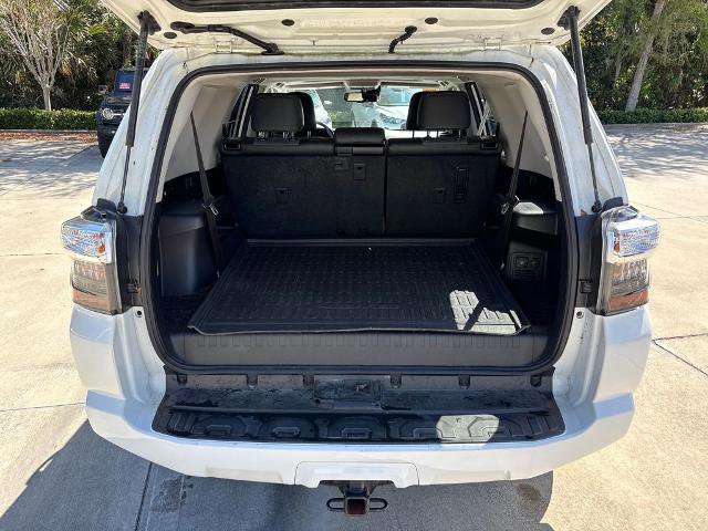 Used 2022 Toyota 4Runner SR5 Premium w/ Moonroof Package AWD/4WD image 30