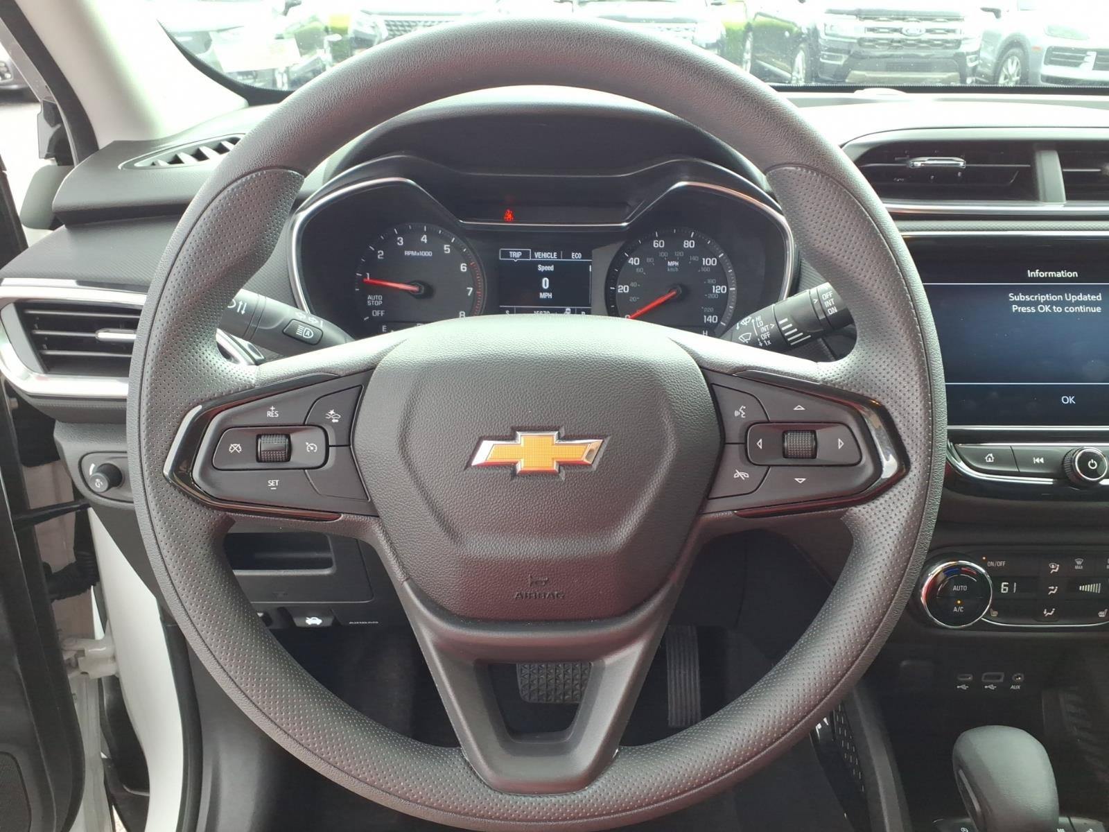 Used 2023 Chevrolet TrailBlazer LT w/ Convenience Package FWD image 19