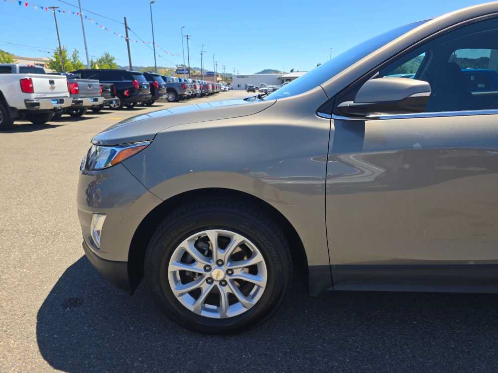 Used 2019 Chevrolet Equinox LT FWD image 18